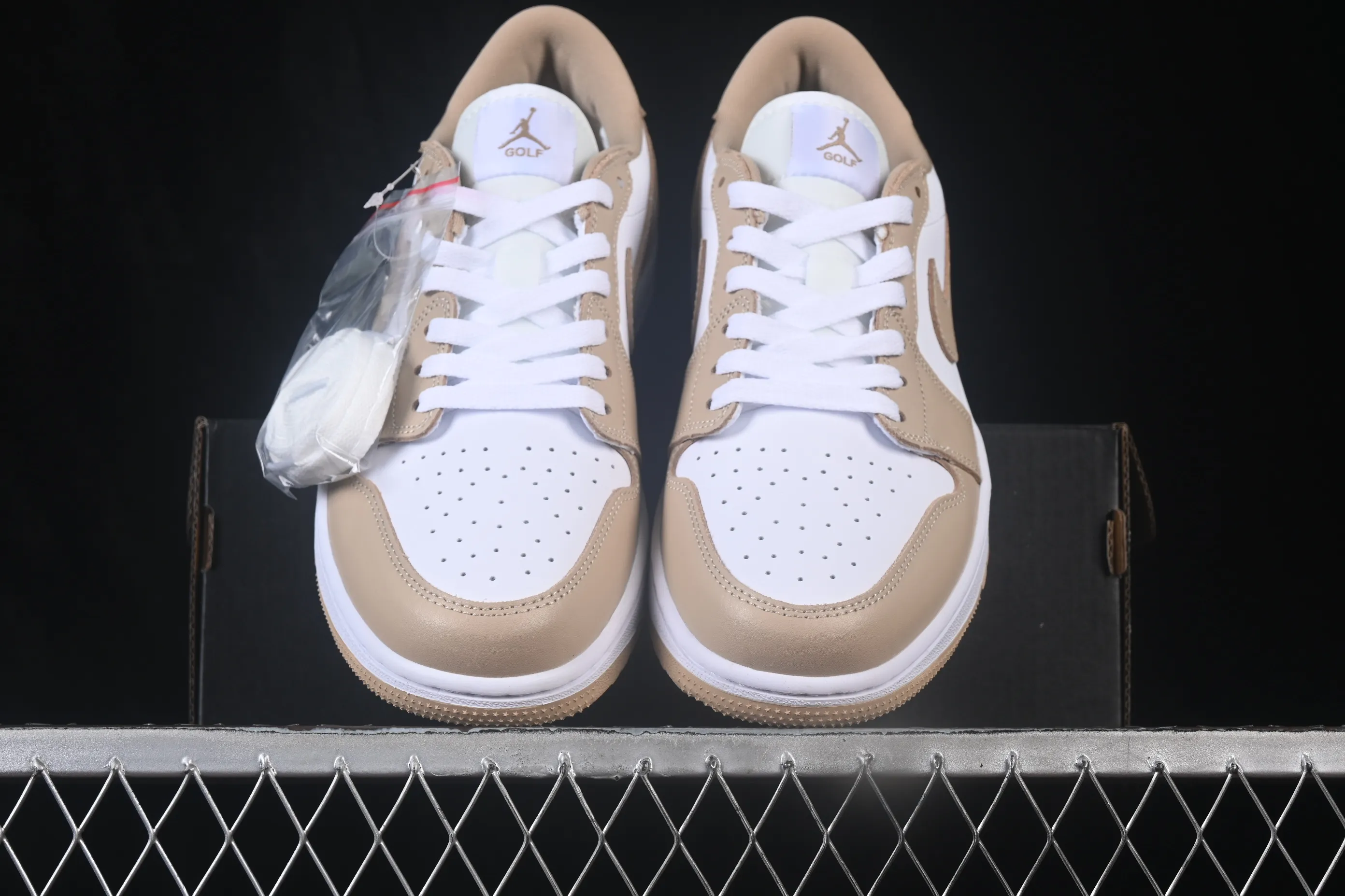 All categories Air Jordan Jordan series basketball shoes Air Jordan 1 Low Air Jordan 1 Low AJ1 Joe 1 white and yellow low-top retro cultural basketball shoes DD9315-117
